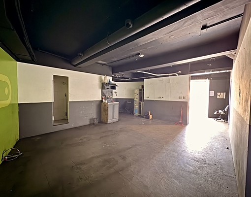 🏠住商大倫哥-淡水捷運站帝王級別賺錢金店面 - Image 12