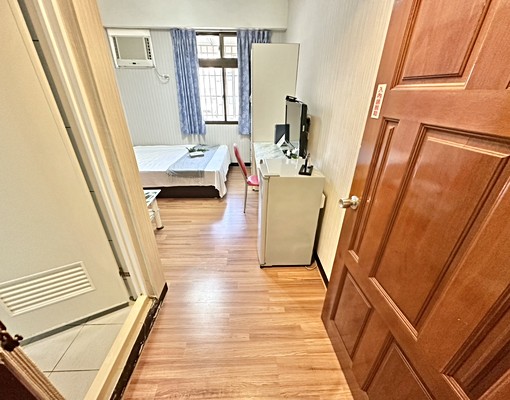 獨洗曬室內機車位❤電梯❤台體一中❤便宜小資❤ - Image 3