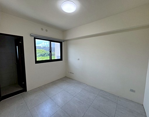 沙鹿五房全新透天免仲可租補 - Image 5