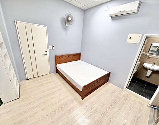 限女入住~可半年約價格另議~共用洗衣機 - Image 3