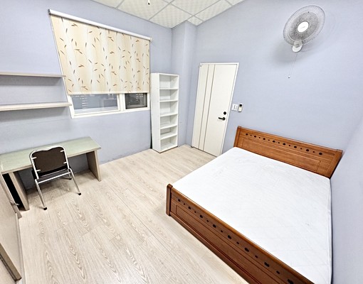 限女入住~可半年約價格另議~共用洗衣機 - Image 4