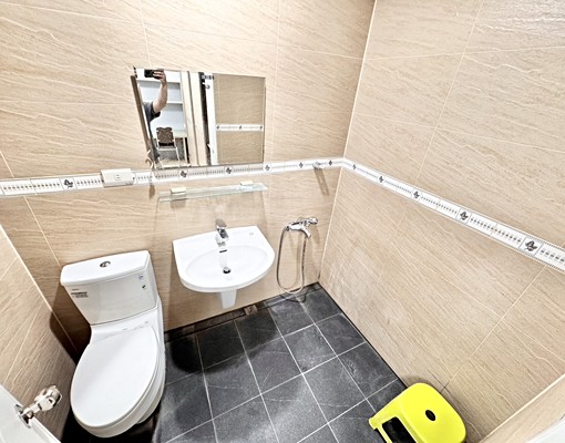 限女入住~可半年約價格另議~共用洗衣機 - Image 7