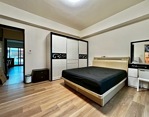 雅豐街｜可開伙｜大房間｜有陽台｜獨洗獨曬｜時尚風格裝潢 - Image 1