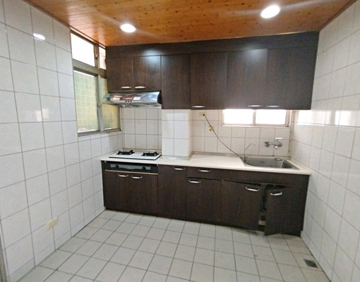 台中市-寧夏路-可租補-可申請社宅-四樓整層-公寓 - Image 5