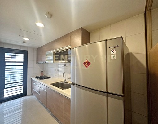 |21小楊|家樂福樓上3+1房,全室歐德裝潢雙陽台 - Image 3