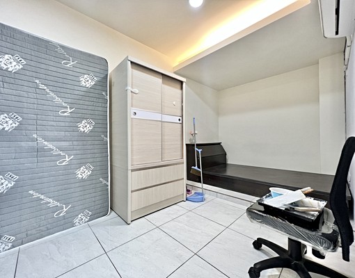 可貓可租補🔥輕奢現代風💖L型大沙發✨間間採光✅ - Image 2