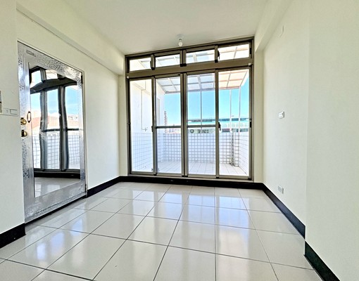 捷運三和國中。2房附有大金冷暖空調 - Image 2