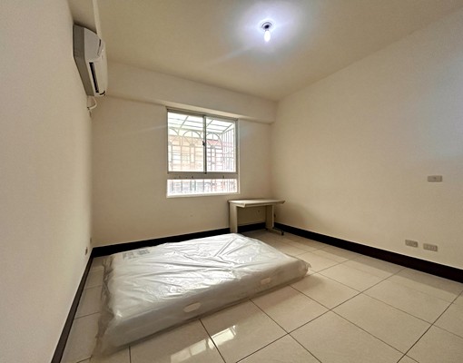 🍎電梯漂亮三房平面車位🍎近文華大崗國小黃昏市場 - Image 5