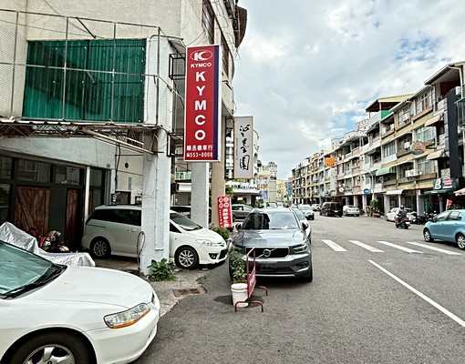 近巨蛋瑞豐夜市│一樓店面出租│雙面臨路可餐飲 - Image 12
