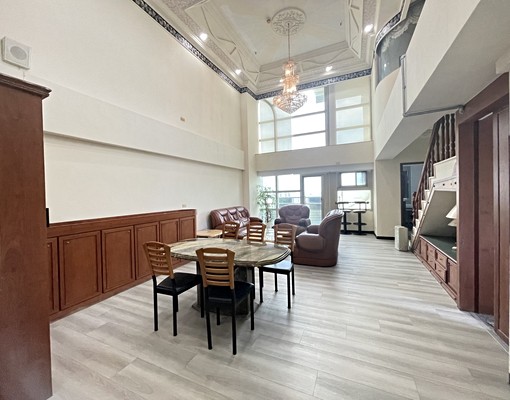 沙鹿樓中樓華厦,四大房,含管附平面車位 - Image 1