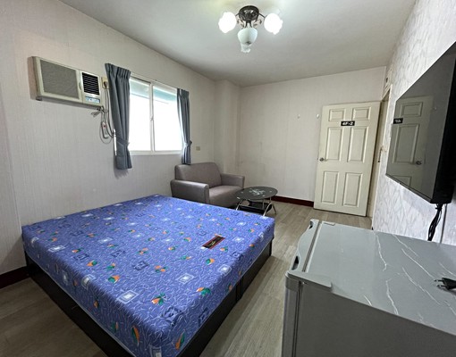 近水湳市場.中央公園.爬樓梯透天套房.家具家電齊全 - Image 3