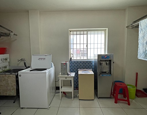 近水湳市場.中央公園.爬樓梯透天套房.家具家電齊全 - Image 11