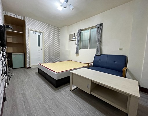 近水湳市場.中央公園.爬樓梯透天套房.家具家電齊全 - Image 6