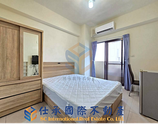 【01D50,獨立陽台,附機車位,垃圾子母,面台積,採光棒】 - Image 1