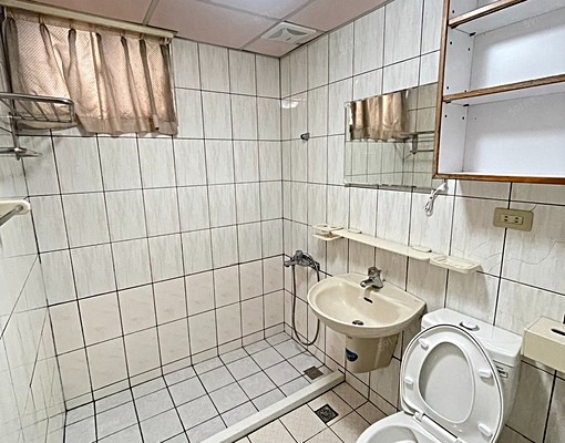 新埔/江子翠/埔墘國小、可寵、可租補、四房、機能佳 - Image 11