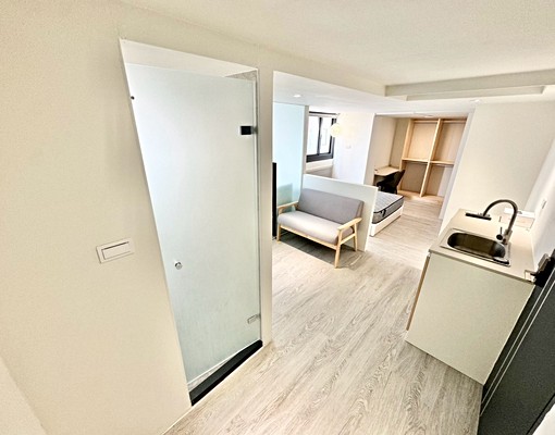 全新未住🌟可寵可貓狗🌟陽台獨洗🌟一層兩戶🌟電梯大間 - Image 1