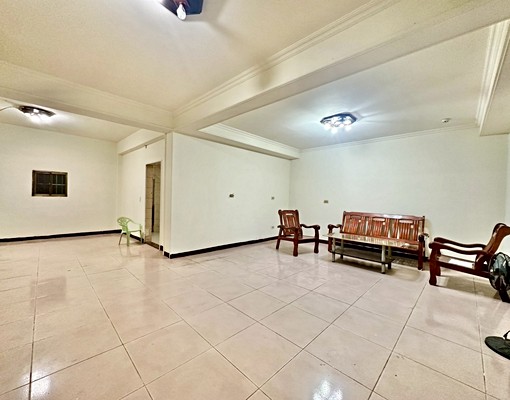 ✦三民高中站步行9分✦大空間整棟透天出租✦可寵可租補✦ - Image 2