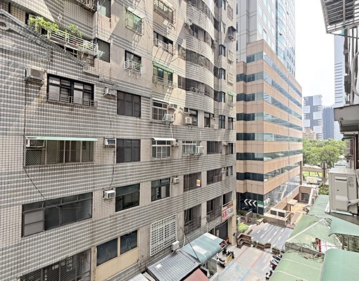 ✨三多商圈近捷運、輕軌光風雅宅✨三房附車位✨ - Image 6