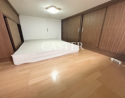 忠孝新生*華山商圈全新裝潢景觀宅*挑高*租補入籍 - Image 11