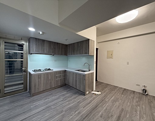 全新裝潢三圓羅馬大露臺兩房兩衛-央北團 - Image 9