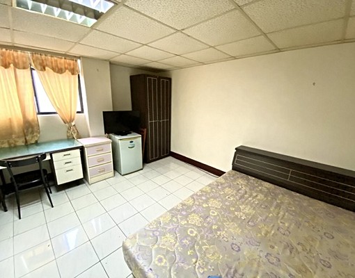 @免仲介費@近中原大學.電梯網路新套房.傢俱齊全 - Image 2