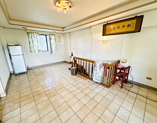 士林站、稀有釋出4+5樓、可寵/可神明廳、機能強、採光 - Image 9