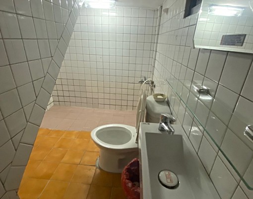 逢甲西屯國小菜市場口/臨路透天前後雙店面1~4樓五房/可餐飲 - Image 10