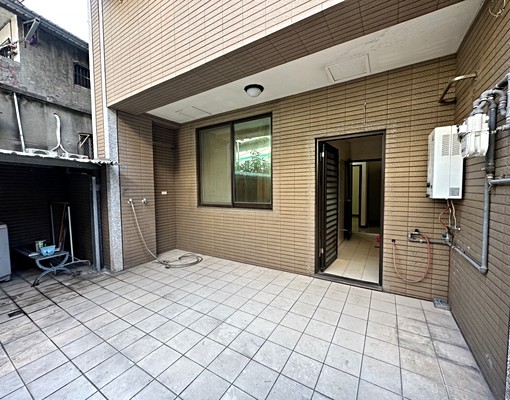 易居社會住宅✨國小站旁超美三房可補助 - Image 9