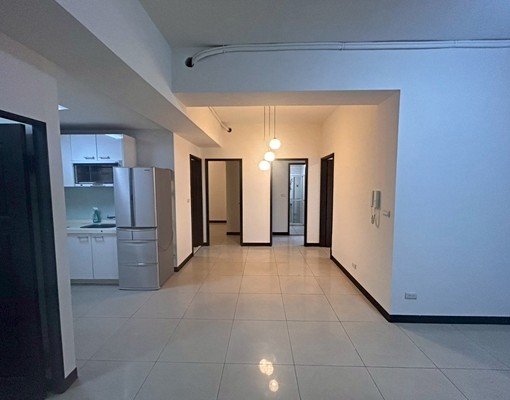 過嶺稀有~低樓層可租補~大陽台~4房含管理費 - Image 12