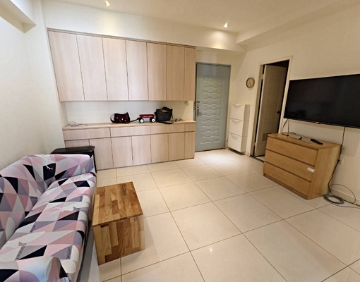 春城大砌美妝兩房＋平面車位開24000 - Image 1