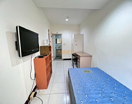 兆基🏡B-可租補/淡江大學/獨立套房/學生套房 - Image 1