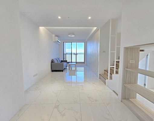 【挑高複層設計】三房兩廳|高樓層景觀|輕奢電梯大樓 - 591租屋網 - Image 1