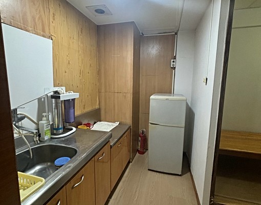 捷運中山國小晴光商圈2+1房附傢俱 - Image 11
