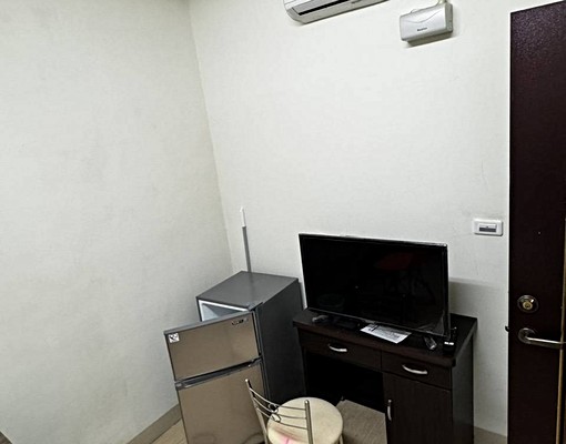 兆基租屋/建昌路透天套房/近慈濟北昌後站 - Image 3