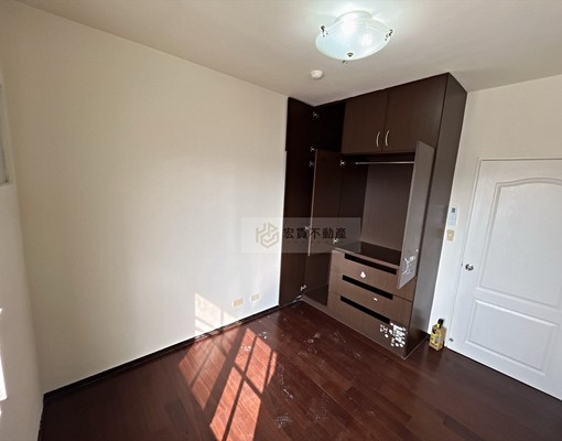 步行關新商圈採光大三房可養寵物景觀電梯大樓 - Image 9