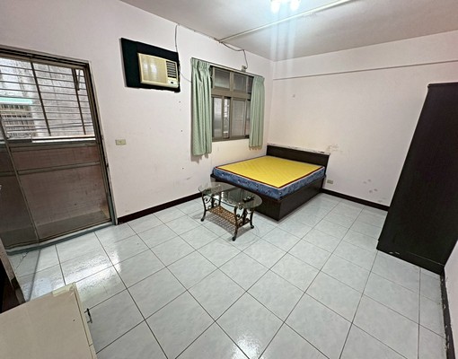 興南路/可戶籍租補/近捷運採光明亮/有陽台很加分 - Image 1