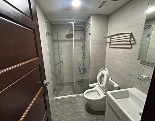 大坪林全新裝潢電梯兩房 - Image 13