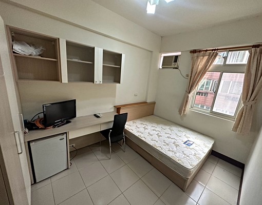 金山街台電計費可租補採光優良 - Image 1