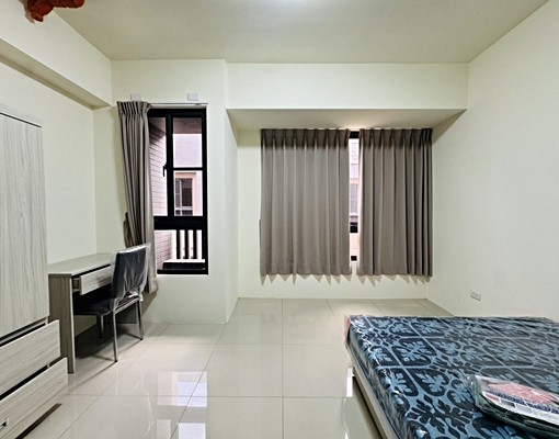 ☀️間間套房☀️可租補☀️可員工宿舍☀️門口停車☀️含網路 - Image 2