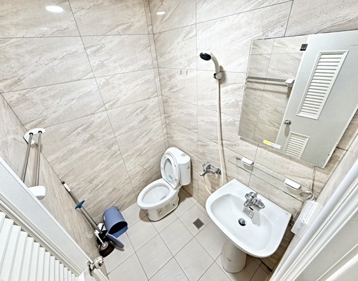 近中山醫★大慶商圈★室內機車位★小資首選 - Image 7