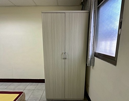 徐匯中學/免爬高/可報稅租補/格局方正採光通風獨洗/家具齊全 - Image 4