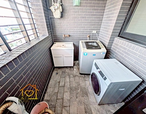 西區│可租補報稅外商│東方嘉磐稀有大三房│平面車位│家具全配 - Image 14