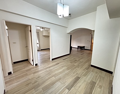 八期大三房附車位*豐樂公園*向心商圈 - Image 11