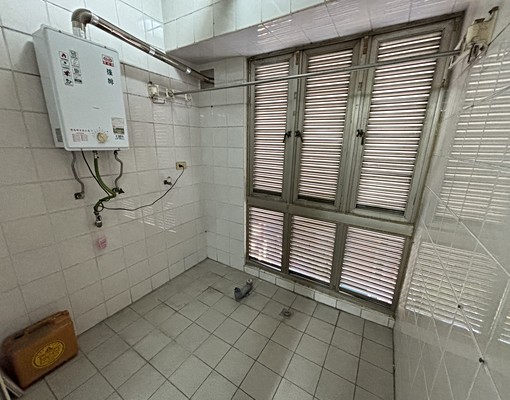 八期大三房附車位*豐樂公園*向心商圈 - Image 9