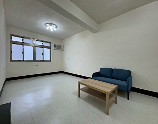 可租補~近三重國小獨立門牌開放式套房3 - Image 1