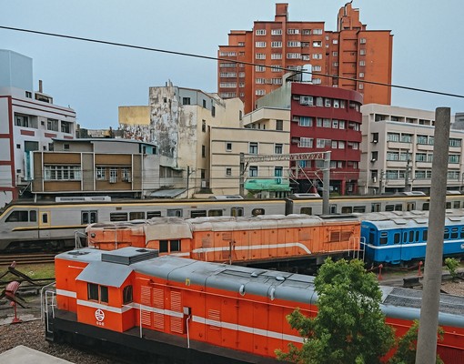 彰化站前扇型車庫-恬靜套房 - Image 1