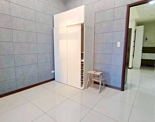 可租補/高鐵特區/面公園/三房含平車含管理費一卡皮箱及可入住 - Image 7