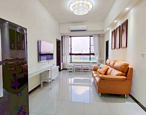 可租補/高鐵特區/面公園/三房含平車含管理費一卡皮箱及可入住 - Image 1