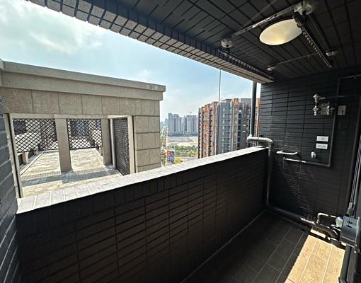 A18高鐵~全新裝潢大3房~超美~含車位~搶先預約看房 - Image 15