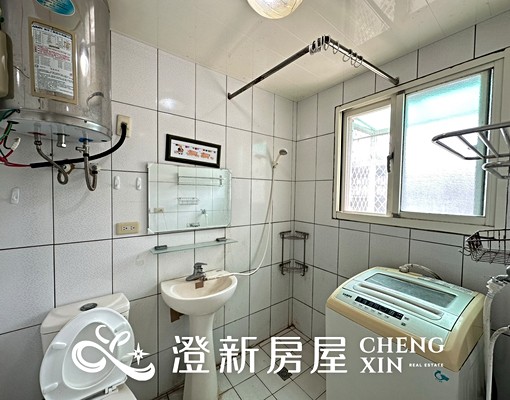 獨立洗衣機/獨立曬衣窗台/室內機車位/飲水機/垃圾集中 - Image 7